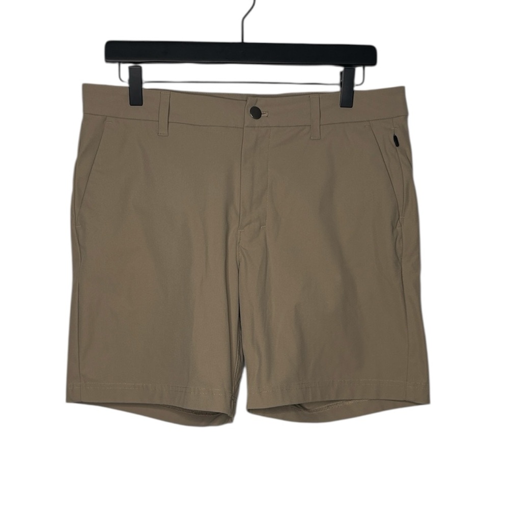 Men's Tan Ultimate Commuter Shorts Breathable Performance Stretch size 32
